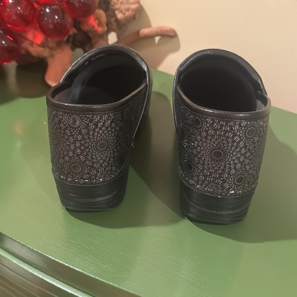 Dansko XP extra performance black with silver. - Picture 3 of 9